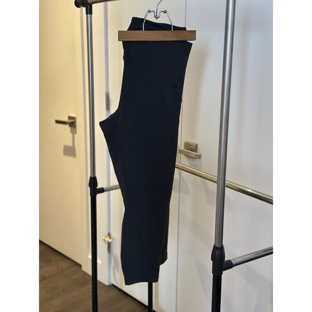 Lululemon Leggings InStill HR Crop 23” Black Size 12